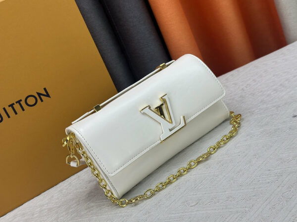 Chic Charm LV Handbag M12143-M12405