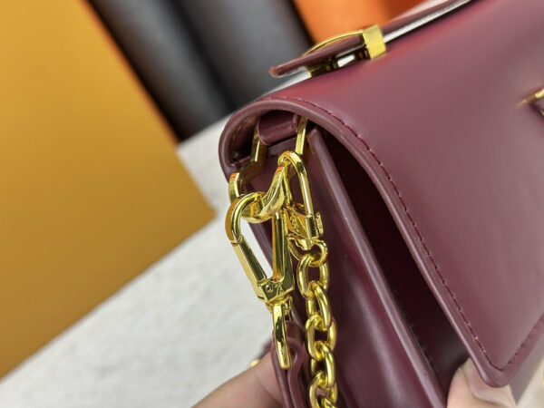 Chic Charm LV Handbag M12143-M12405