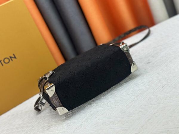 Chic Charm LV Handbag M46907-M46358 Chic Charm LV Handbag M46907-M46358