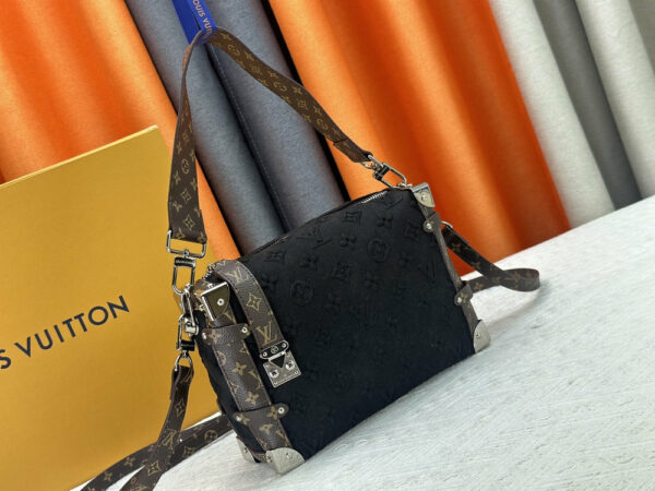 Chic Charm LV Handbag M46907-M46358 Chic Charm LV Handbag M46907-M46358