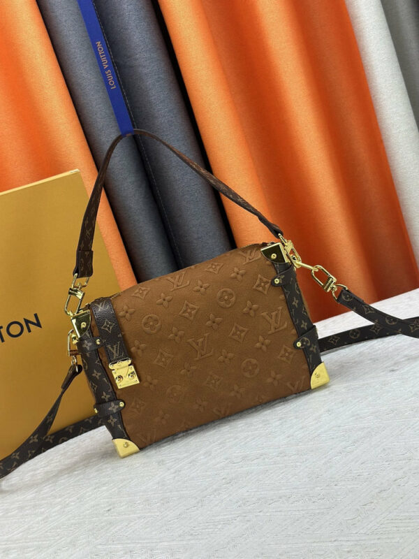 Chic Charm LV Handbag M46907-M46358 Chic Charm LV Handbag M46907-M46358