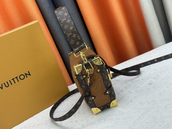 Chic Charm LV Handbag M46907-M46358 Chic Charm LV Handbag M46907-M46358