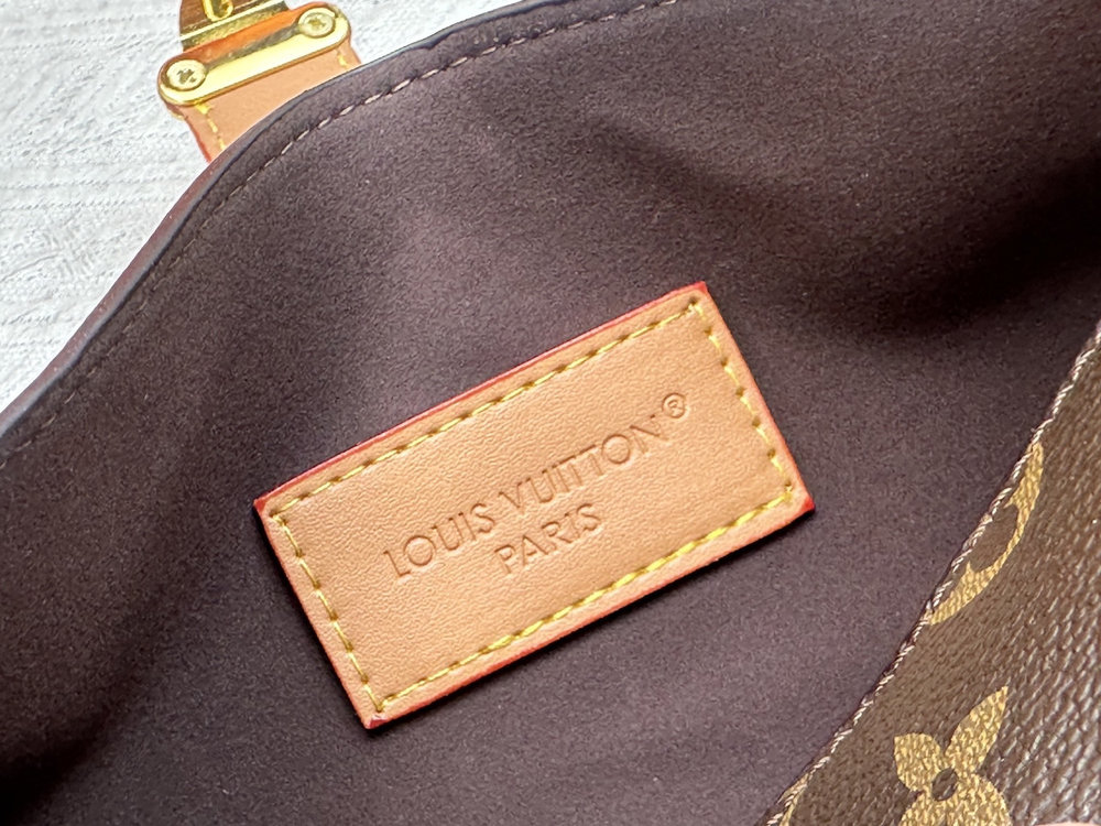 Luxury LV Handbag M26191-M26245 Luxury LV Handbag M26191-M26245