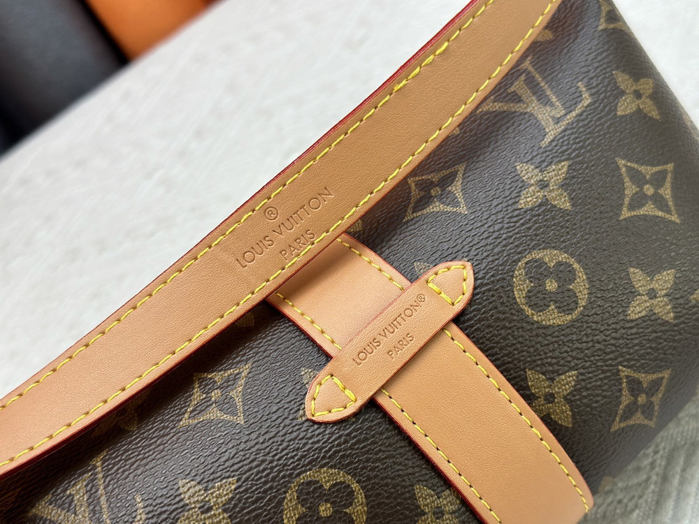 Luxury LV Handbag M26191-M26245 Luxury LV Handbag M26191-M26245