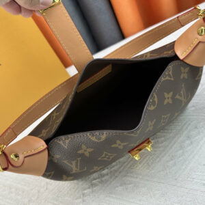 Luxury LV Handbag M26191-M26245 9 c27e1e8d result