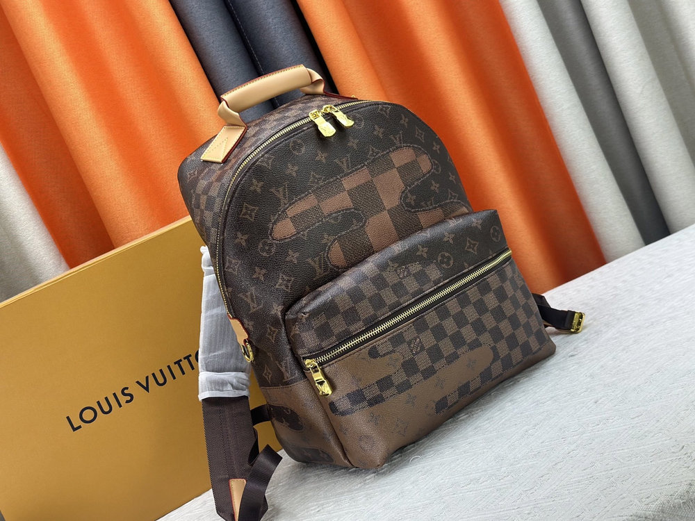 Luxury LV Handbag M26130 Luxury LV Handbag M26130