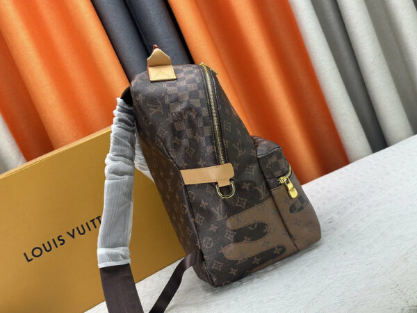 Chic Charm LV Handbag M26130