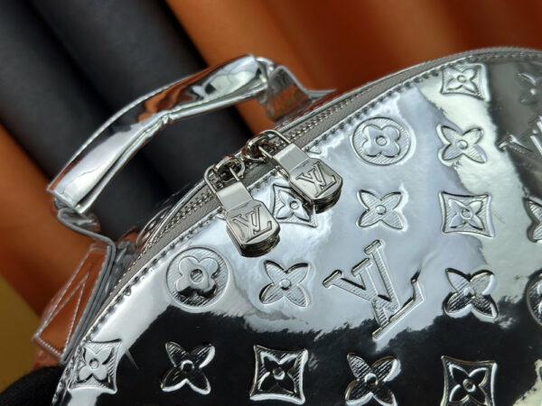 Chic Charm LV Handbag M43186-M43408 Chic Charm LV Handbag M43186-M43408