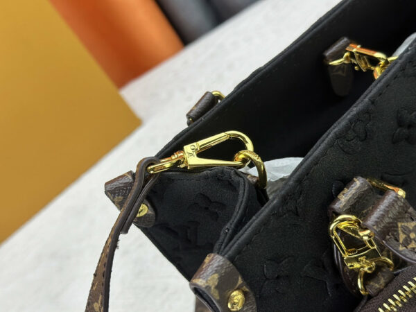 Chic Charm LV Handbag M45659-M46373.1