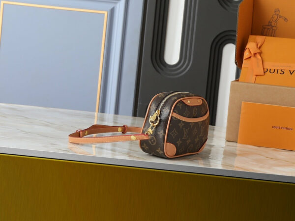 Chic Charm LV Handbag M25518-M26509 Chic Charm LV Handbag M25518-M26509