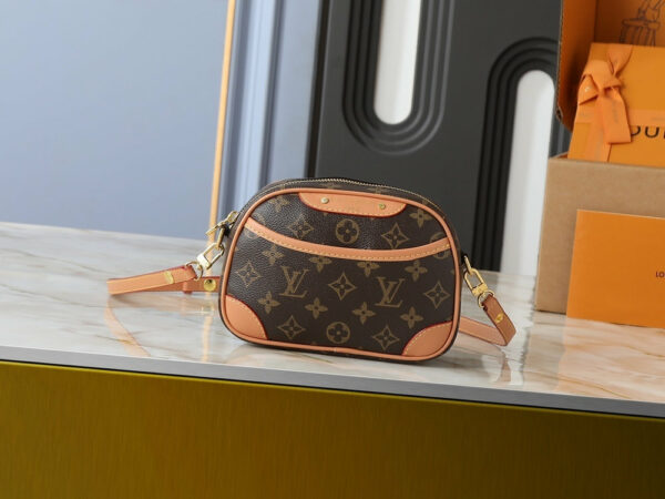 Chic Charm LV Handbag M25518-M26509 Chic Charm LV Handbag M25518-M26509