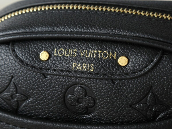 Chic Charm LV Handbag M25518-M26509 Chic Charm LV Handbag M25518-M26509