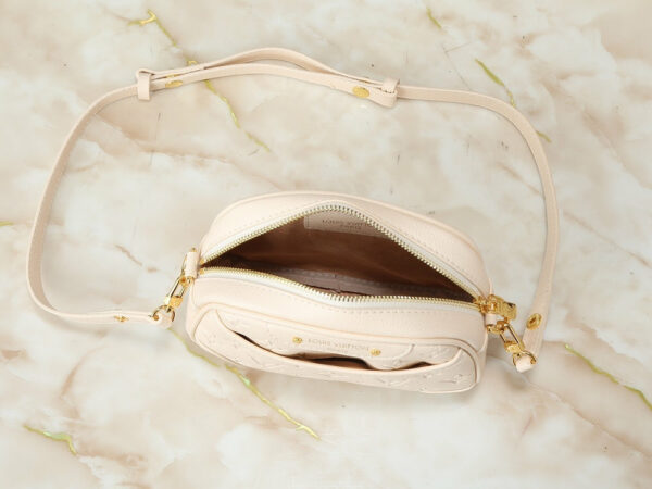 Chic Charm LV Handbag M25518-M26509 Chic Charm LV Handbag M25518-M26509