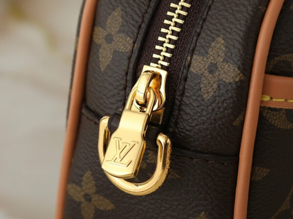 Chic Charm LV Handbag M25518-M26509 Chic Charm LV Handbag M25518-M26509