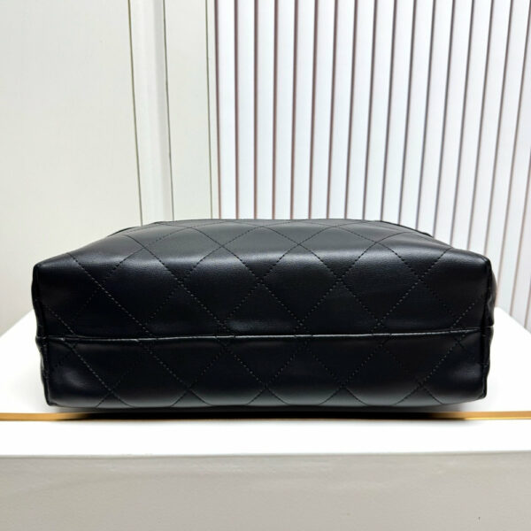 Stylish Fashion Carry CN Handbag 6100