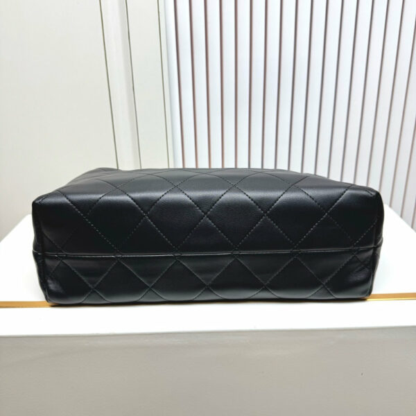 Stylish Fashion Carry CN Handbag 6100
