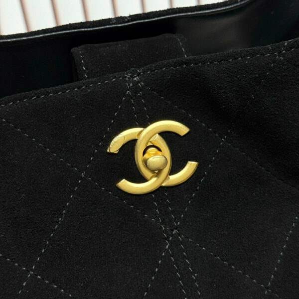 Stylish Fashion Carry CN Handbag 6100