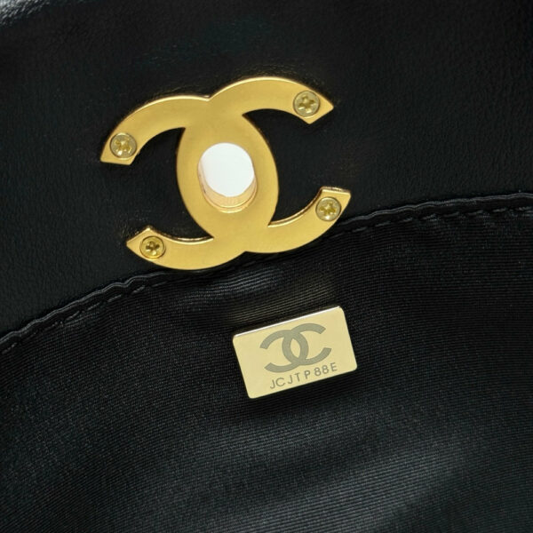 Stylish Fashion Carry CN Handbag 6100