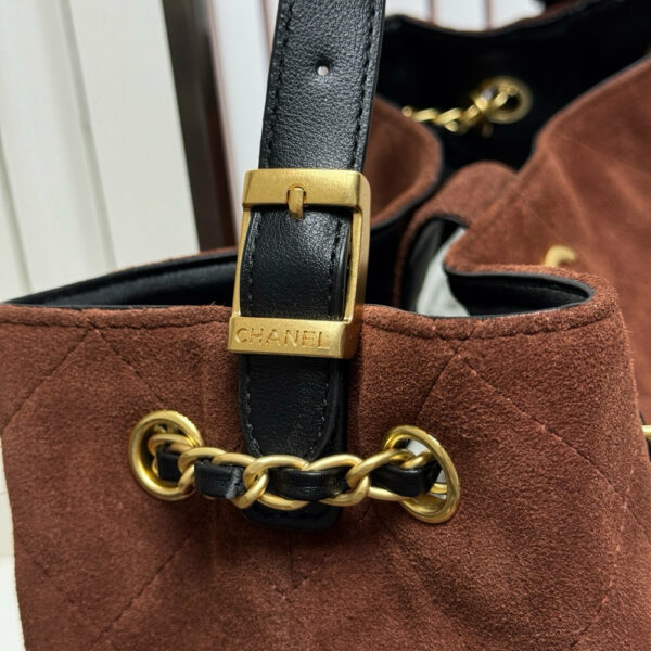 Stylish Fashion Carry CN Handbag 6100