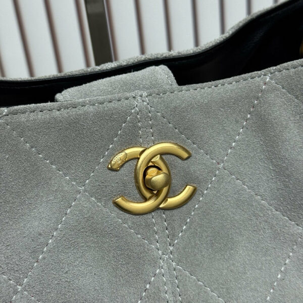 Stylish Fashion Carry CN Handbag 6100