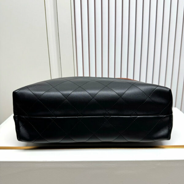 Stylish Fashion Carry CN Handbag 6100