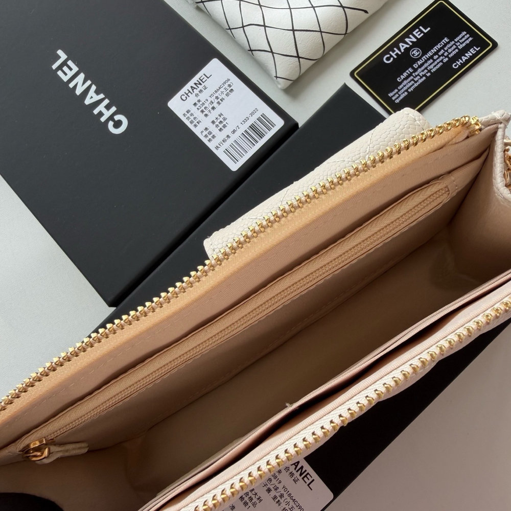 New Collection Fashion CN Handbag 33819.1 New Collection Fashion CN Handbag 33819.1