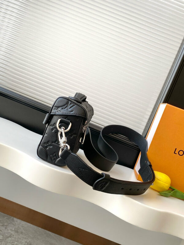 Stylish Fashion Carry LV Handbag M13871 Stylish Fashion Carry LV Handbag M13871