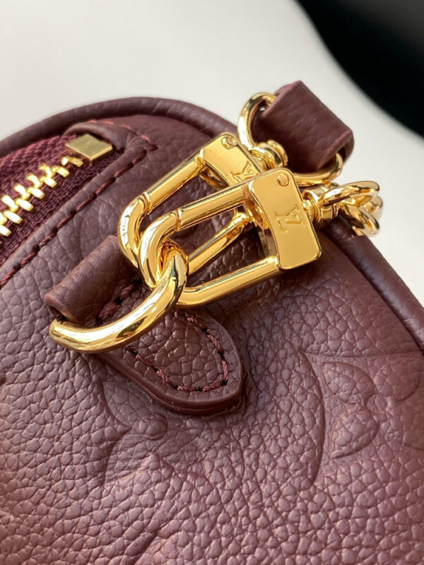 Stylish Fashion Carry LV Handbag M82208 Stylish Fashion Carry LV Handbag M82208