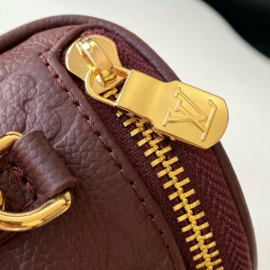 New Collection Fashion LV Handbag M82208 6 c554ce4e result