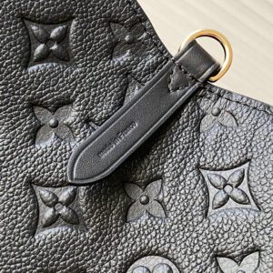 New Collection Fashion LV Handbag M25860 4 4ae8b628 result