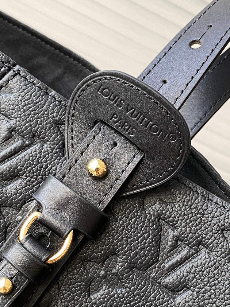 New Collection Fashion LV Handbag M25860 New Collection Fashion LV Handbag M25860