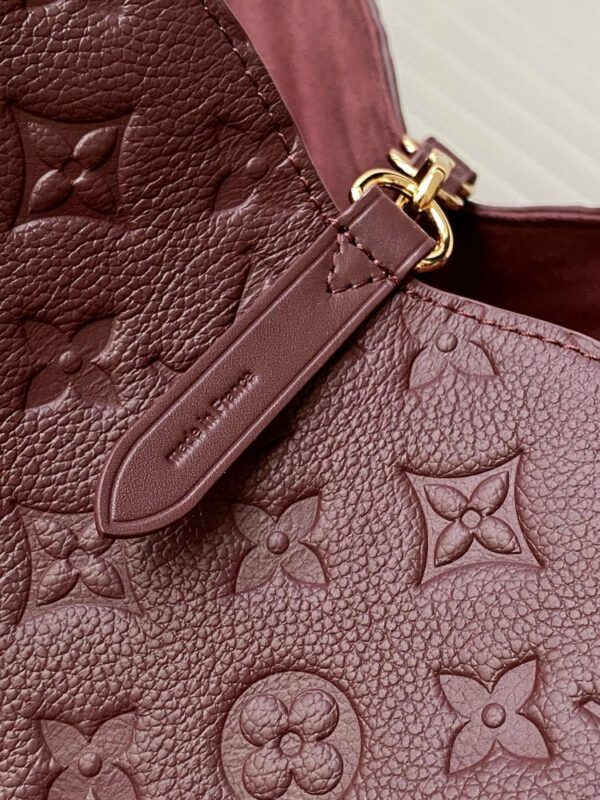 Stylish Fashion Carry LV Handbag M25860 Stylish Fashion Carry LV Handbag M25860