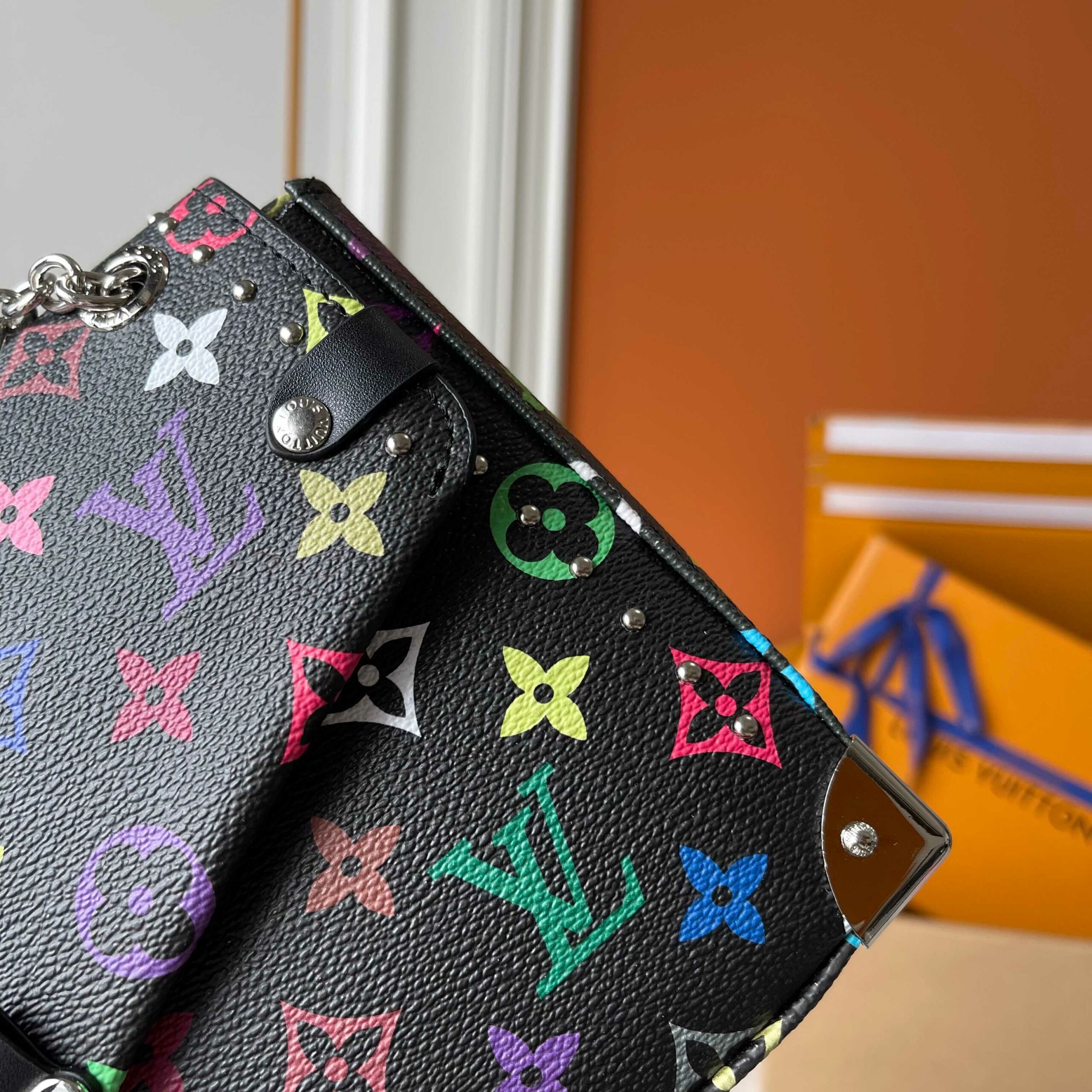 Luxury LV Handbag M14526-M25081 Luxury LV Handbag M14526-M25081