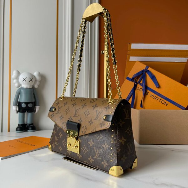 Chic Charm LV Handbag M14526-M25081