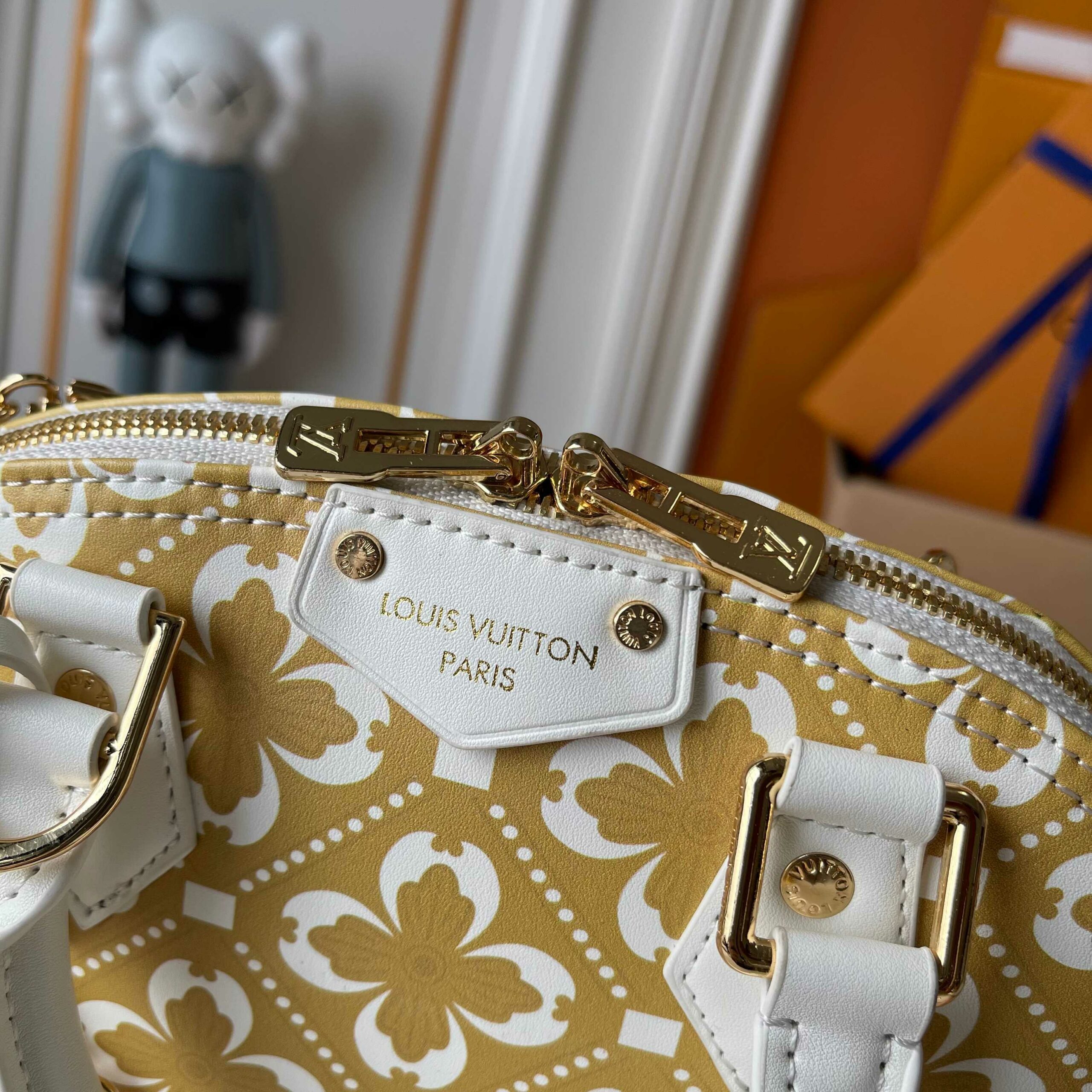 Luxury LV Handbag M27812-M28032 Luxury LV Handbag M27812-M28032