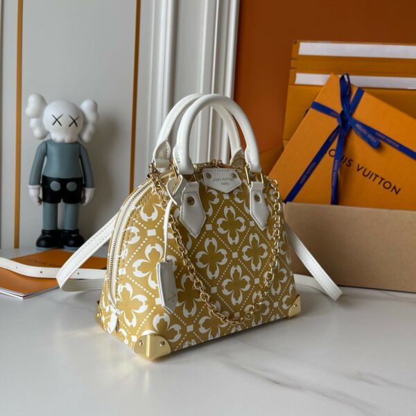 Chic Charm LV Handbag M27812-M28032 Chic Charm LV Handbag M27812-M28032