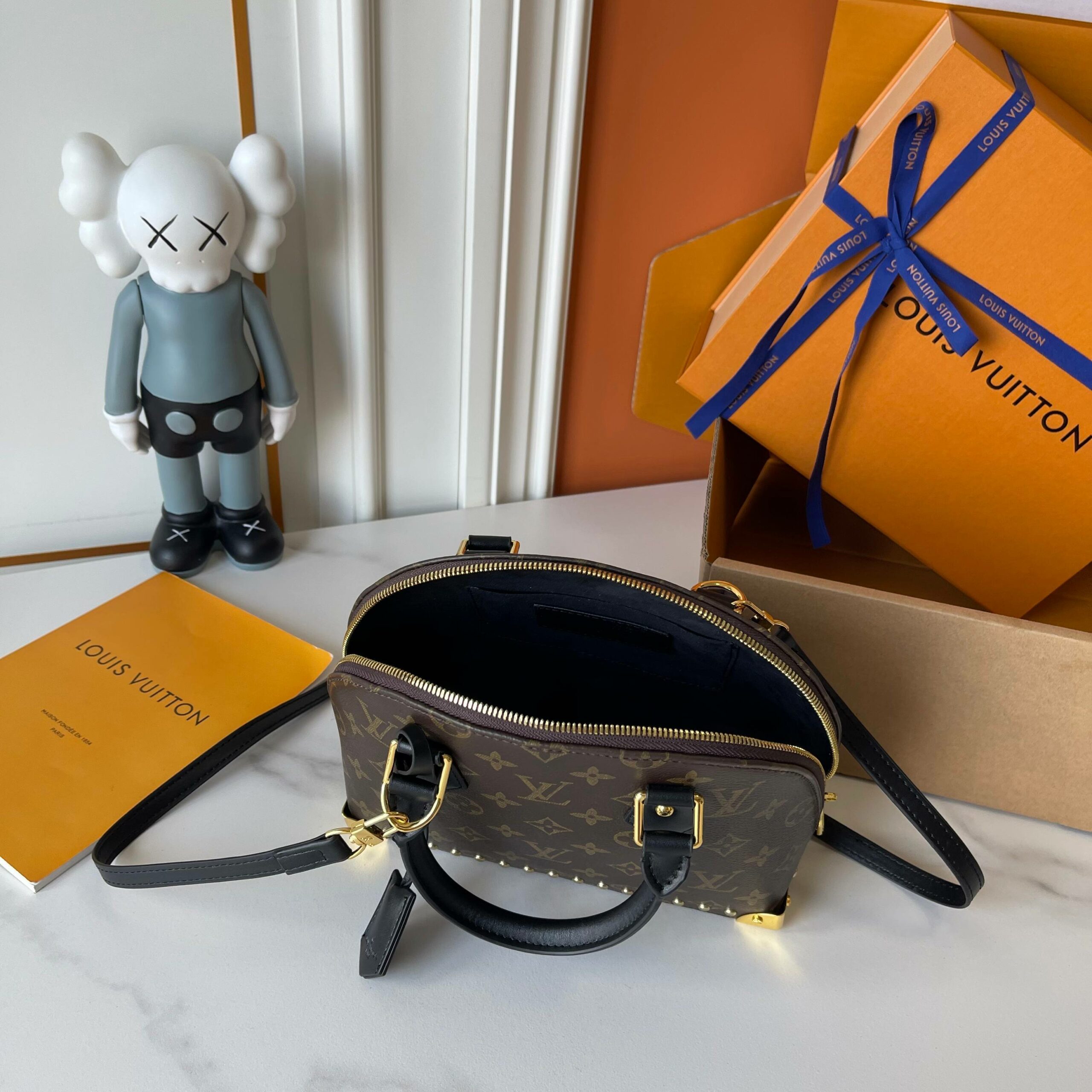 Luxury LV Handbag M27812-M28032 Luxury LV Handbag M27812-M28032