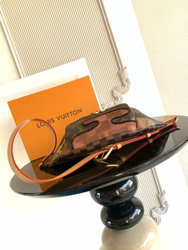 Stylish Fashion Carry LV Handbag M15271 Stylish Fashion Carry LV Handbag M15271