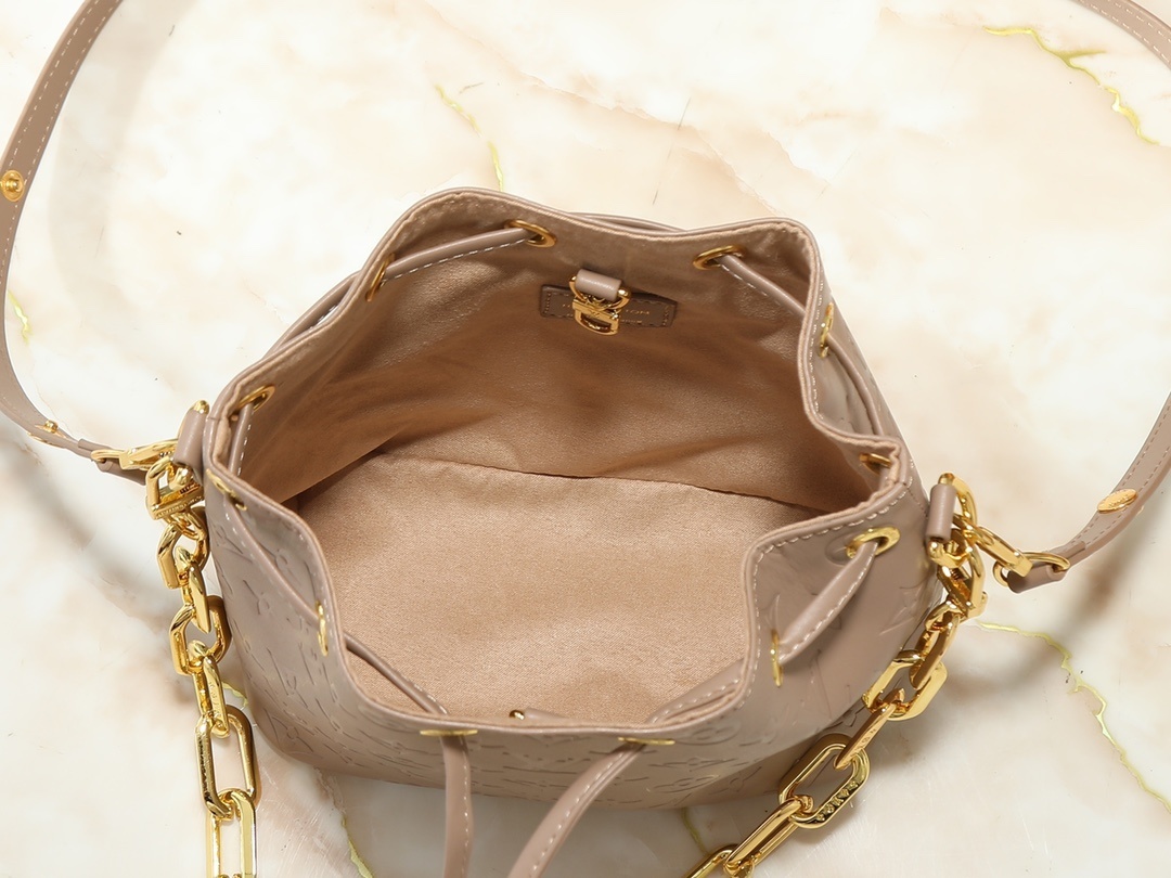 Luxury LV Handbag M26216-M26530 Luxury LV Handbag M26216-M26530