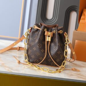 Luxury LV Handbag M26216-M26530 27 b7a4e421