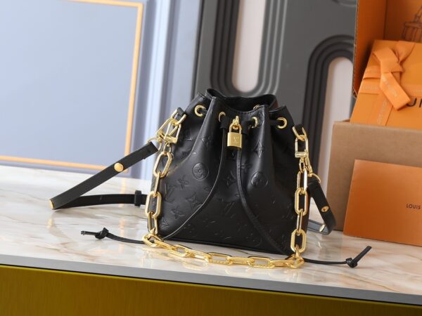 Chic Charm LV Handbag M26216-M26530 Chic Charm LV Handbag M26216-M26530