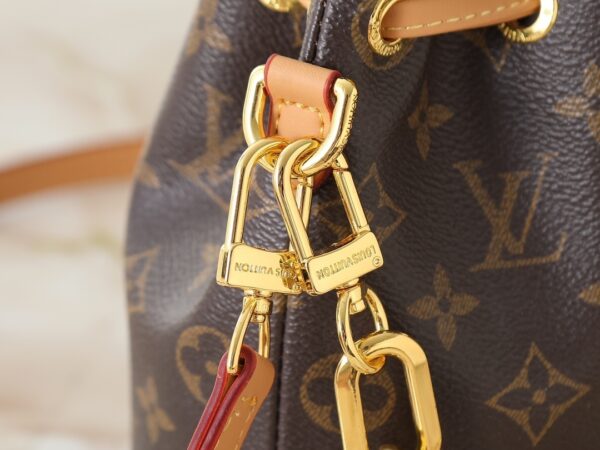 Chic Charm LV Handbag M26216-M26530 Chic Charm LV Handbag M26216-M26530