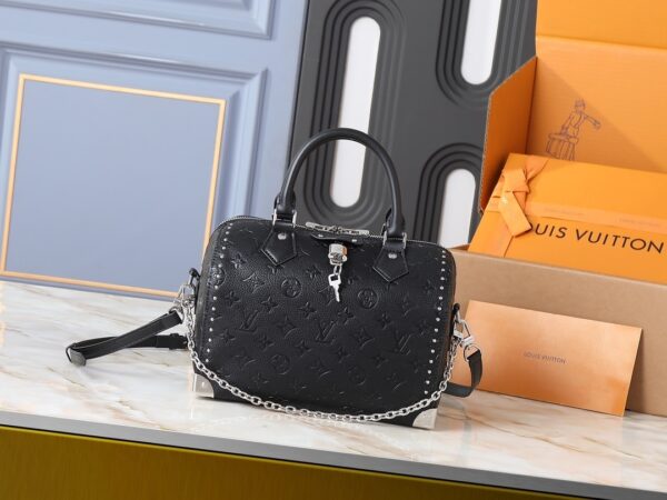 Chic Charm LV Handbag M26181-M26392 Chic Charm LV Handbag M26181-M26392