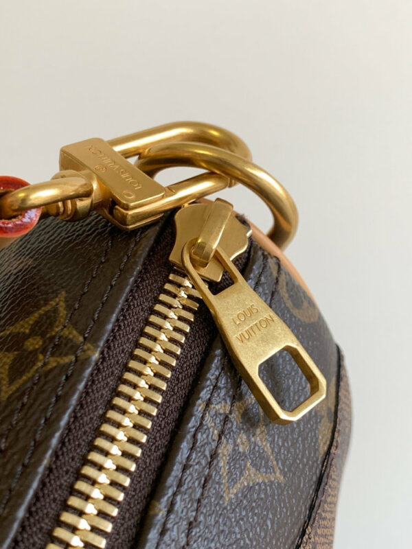Stylish Fashion Carry LV Handbag M15428 Stylish Fashion Carry LV Handbag M15428