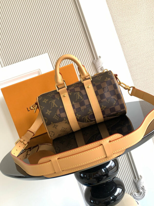 Stylish Fashion Carry LV Handbag M15428 Stylish Fashion Carry LV Handbag M15428