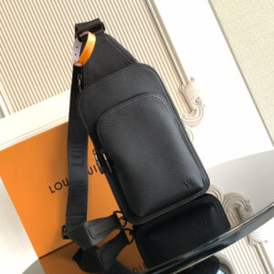 New Collection Fashion LV Handbag M15269 2 304b0cb7 result