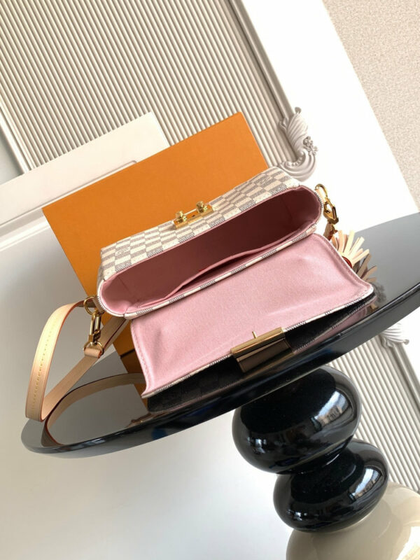 Stylish Fashion Carry LV Handbag N41581 Stylish Fashion Carry LV Handbag N41581