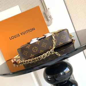 New Collection Fashion LV Handbag M15148 6 83af5cd1 result
