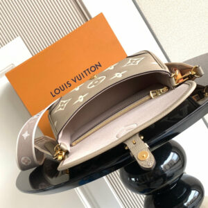 New Collection Fashion LV Handbag M46386 6 1b4f350e result