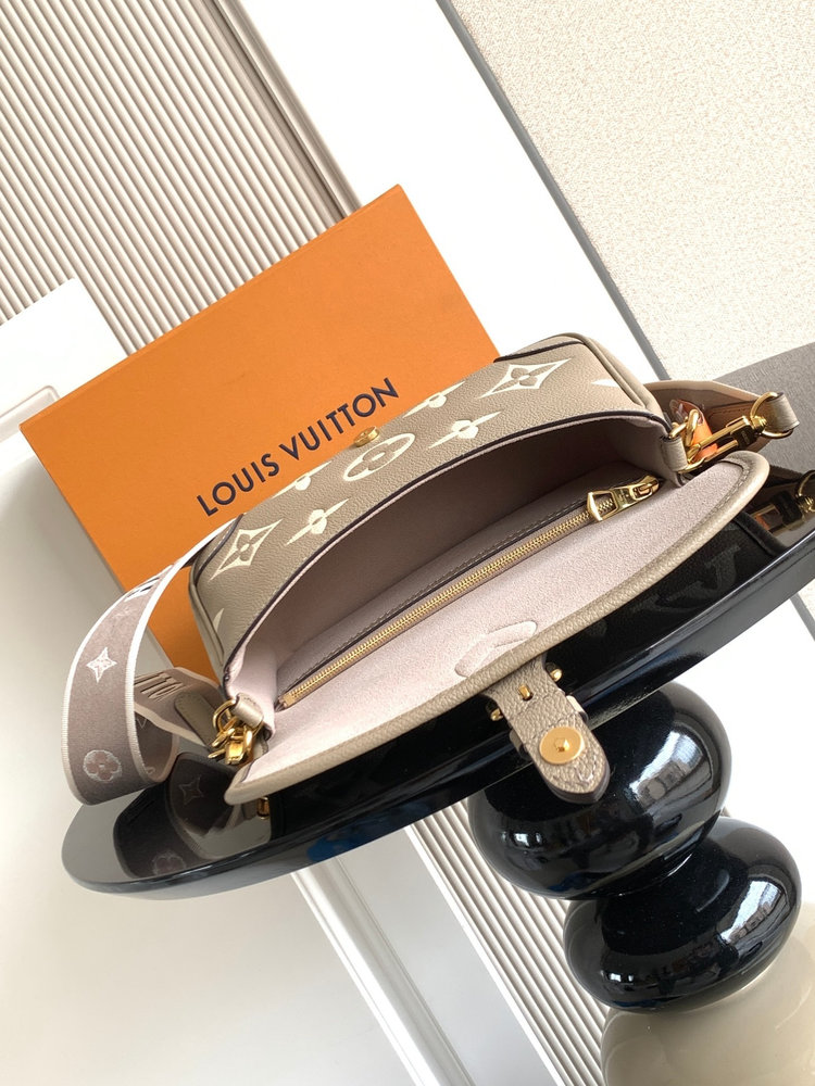 New Collection Fashion LV Handbag M46386 New Collection Fashion LV Handbag M46386